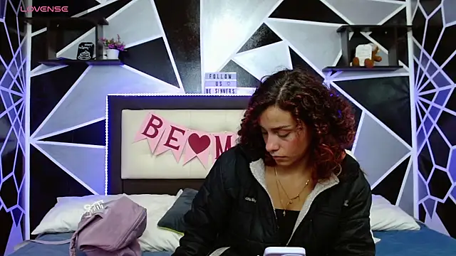 Snapshot of be_sinners chatting on February 13, 2025, 2:12 am be sinners online show from February 13, 2025, 2:12 am