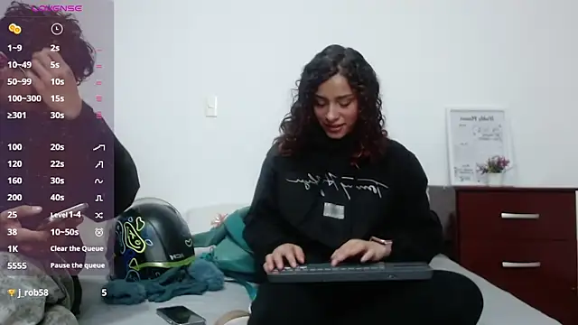 Snapshot of be_sinners chatting on October 5, 2025, 2:32 am be sinners online show from October 5, 2025, 2:32 am