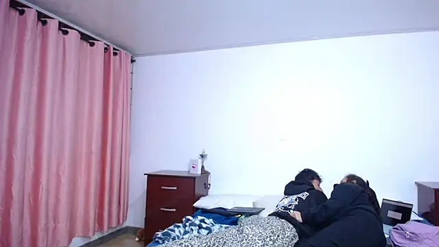 Snapshot of be_sinners chatting on November 7, 2025, 2:44 am be sinners online show from November 7, 2025, 2:44 am