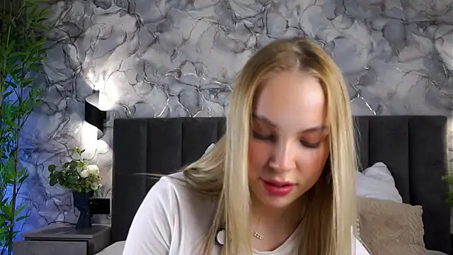 AftonConnett online show from April 12, 2026, 2:05 am