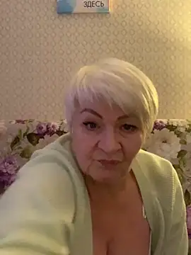 Laura Millf online show from February 2, 2025, 1:08 pm