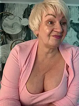 Laura Millf online show from February 26, 2026, 11:42 am