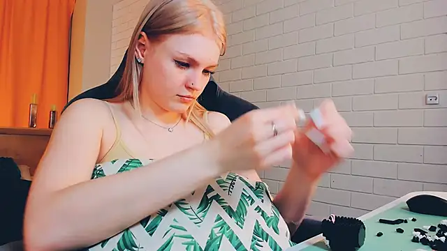 GraceGlamour online show from January 11, 2025, 11:34 am