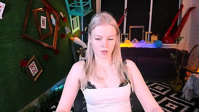 GraceGlamour online show from October 16, 2025, 5:08 am