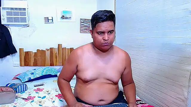 lucasandSofi online show from March 15, 2026, 9:54 pm