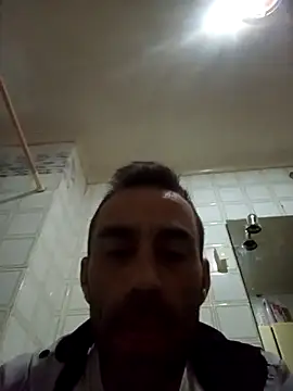 MownRender online show from November 21, 2025, 9:02 pm