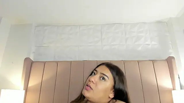 MollyBigBoobs12 online show from January 28, 2025, 2:00 am