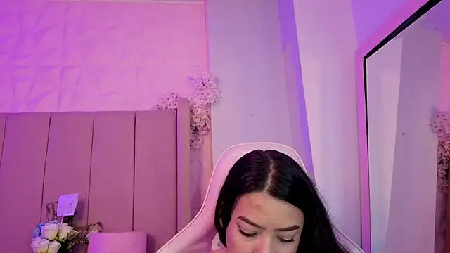 MollyBigBoobs12 online show from July 13, 2026, 10:12 pm