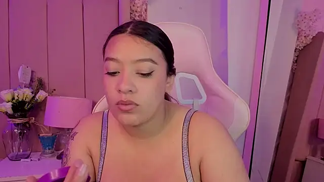 MollyBigBoobs12 online show from July 28, 2026, 10:09 pm