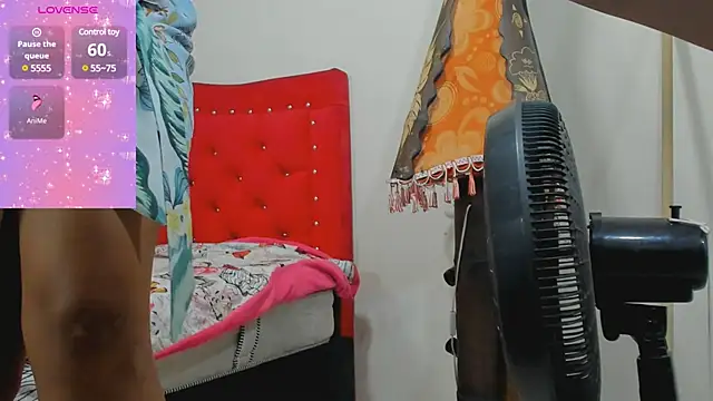 Snapshot of sharoncute1 chatting on January 16, 2025, 9:40 pm sharoncute1 online show from January 16, 2025, 9:40 pm