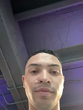 Snapshot of Thiago_Santo_ chatting on January 28, 2025, 9:08 pm Thiago Santo online show from January 28, 2025, 9:08 pm