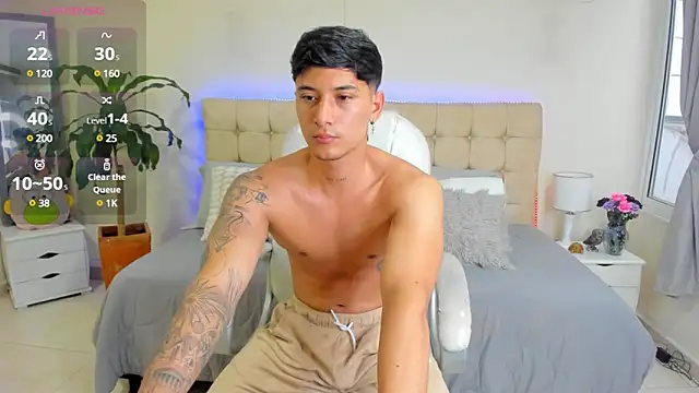 Snapshot of Damian23__ chatting on February 28, 2025, 3:37 pm Damian23 online show from February 28, 2025, 3:37 pm