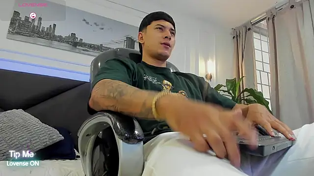 Damian23   online show from February 17, 2026, 12:23 pm