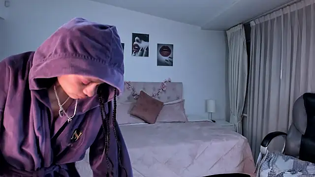 Kat cute  online show from January 24, 2025, 5:21 am