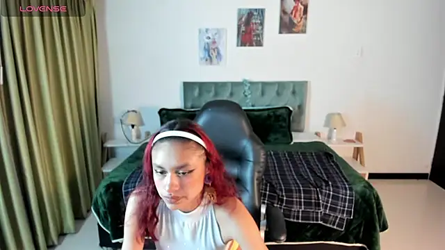 Kat cute  online show from March 5, 2025, 3:29 am