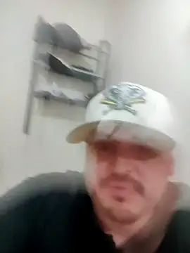 Snapshot of RodeMud chatting on January 31, 2026, 7:11 pm RodeMud online show from January 31, 2026, 7:11 pm