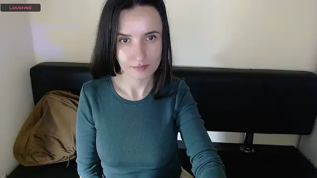 Snapshot of LaimaV_ chatting on December 8, 2024, 2:30 pm LaimaV online show from December 8, 2024, 2:30 pm