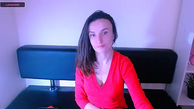 Snapshot of LaimaV_ chatting on December 12, 2024, 3:27 pm LaimaV online show from December 12, 2024, 3:27 pm