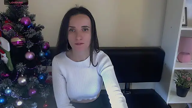 Snapshot of LaimaV_ chatting on December 22, 2024, 1:22 pm LaimaV online show from December 22, 2024, 1:22 pm