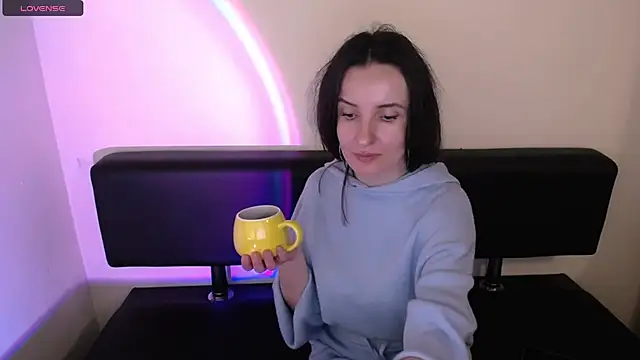 Snapshot of LaimaV_ chatting on September 30, 2025, 12:54 pm LaimaV online show from September 30, 2025, 12:54 pm