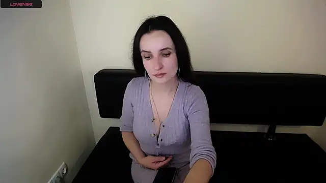 Snapshot of LaimaV_ chatting on October 10, 2025, 11:31 am LaimaV online show from October 10, 2025, 11:31 am