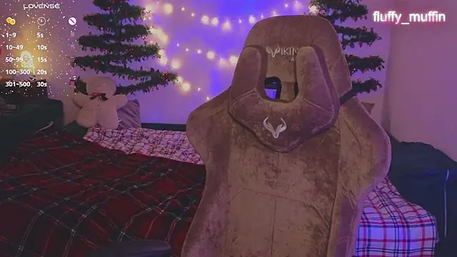 Fluffy muffin  online show from December 13, 2024, 7:10 pm