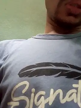 Snapshot of fanus_6927 chatting on October 15, 2025, 2:39 pm fanus 6927 online show from October 15, 2025, 2:39 pm
