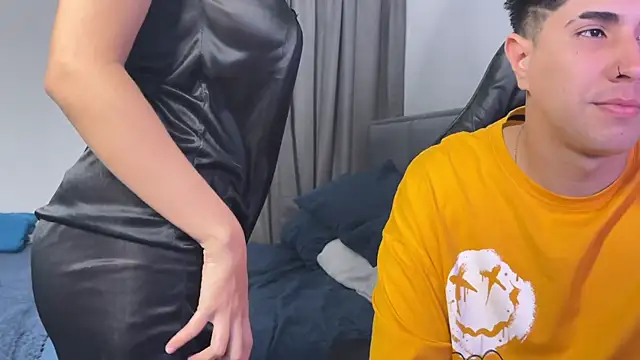 Snapshot of dereckbrownn chatting on December 18, 2024, 3:37 am dereckbrownn online show from December 18, 2024, 3:37 am