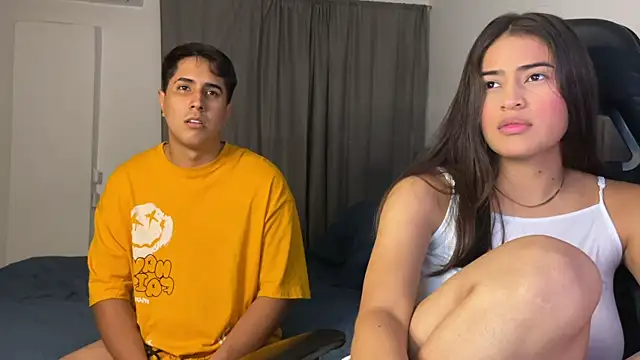 Snapshot of dereckbrownn chatting on January 4, 2025, 9:20 pm dereckbrownn online show from January 4, 2025, 9:20 pm