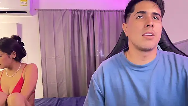 Snapshot of dereckbrownn chatting on January 11, 2025, 4:57 pm dereckbrownn online show from January 11, 2025, 4:57 pm