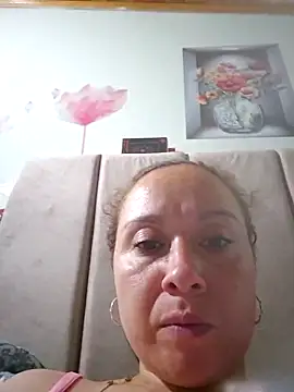 Snapshot of RenataSexy_ chatting on March 28, 2026, 1:49 am RenataSexy online show from March 28, 2026, 1:49 am