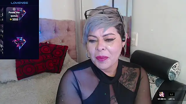 Grecia Horny online show from January 16, 2025, 1:14 pm