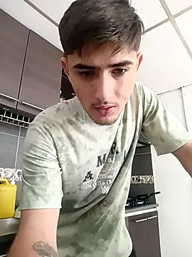 PhilipRich online show from October 28, 2025, 3:25 pm