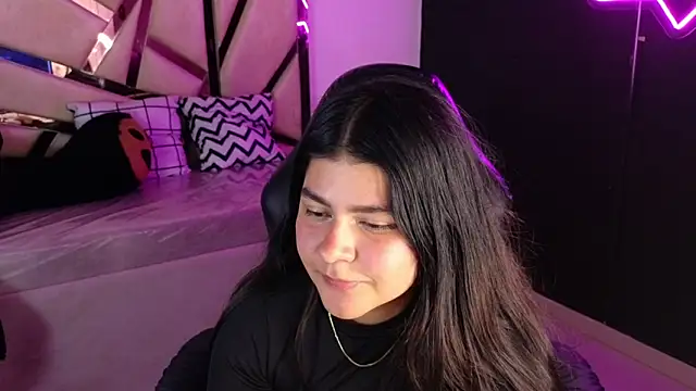 Snapshot of emmalee_01a chatting on February 11, 2025, 8:42 pm emmalee 01a online show from February 11, 2025, 8:42 pm