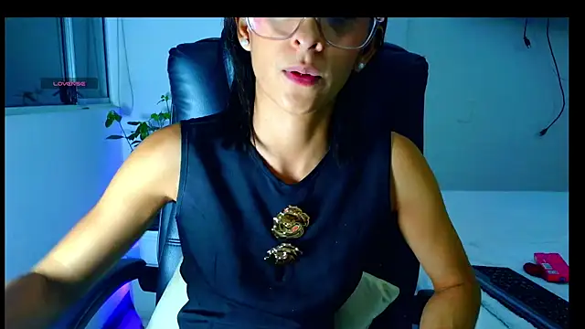 Snapshot of thedianakaro chatting on June 25, 2026, 2:11 am thedianakaro online show from June 25, 2026, 2:11 am