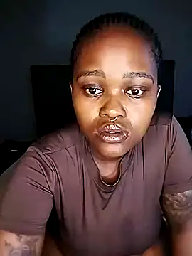 Snapshot of ThickPearlx23 chatting on February 1, 2026, 10:47 am ThickPearlx23 online show from February 1, 2026, 10:47 am