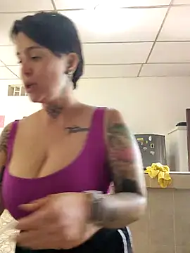 Snapshot of KatInk chatting on March 20, 2025, 5:04 pm KatInk online show from March 20, 2025, 5:04 pm