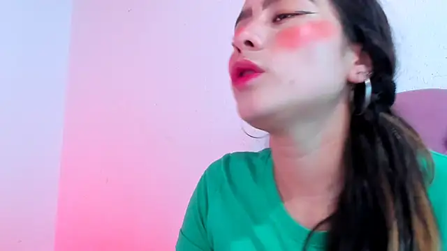 Snapshot of teffy_lee chatting on December 15, 2024, 7:53 pm teffy lee online show from December 15, 2024, 7:53 pm