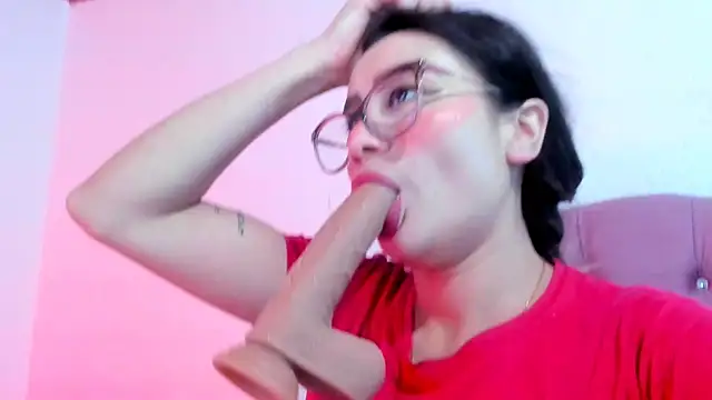 Snapshot of teffy_lee chatting on December 22, 2024, 6:48 pm teffy lee online show from December 22, 2024, 6:48 pm