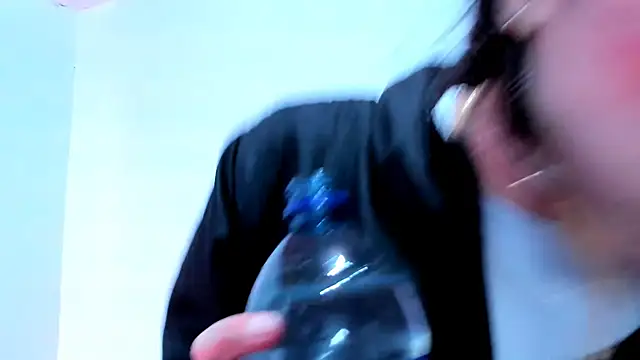 Snapshot of teffy_lee chatting on December 29, 2024, 8:26 pm teffy lee online show from December 29, 2024, 8:26 pm