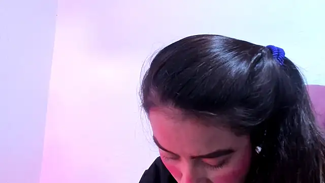 Snapshot of teffy_lee chatting on February 2, 2025, 8:51 pm teffy lee online show from February 2, 2025, 8:51 pm