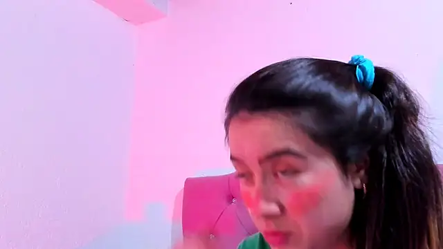 Snapshot of teffy_lee chatting on February 9, 2025, 11:25 pm teffy lee online show from February 9, 2025, 11:25 pm