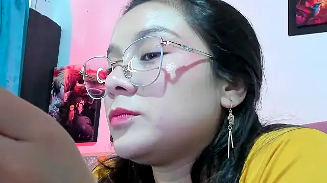 Snapshot of teffy_lee chatting on November 14, 2025, 8:29 pm teffy lee online show from November 14, 2025, 8:29 pm