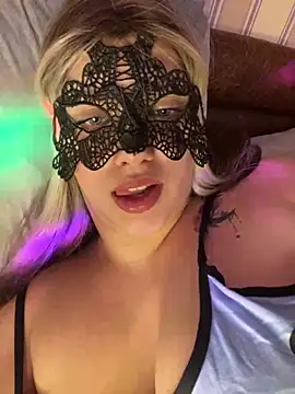 Snapshot of 69Laura696 chatting on February 9, 2025, 5:11 pm 69Laura696 online show from February 9, 2025, 5:11 pm