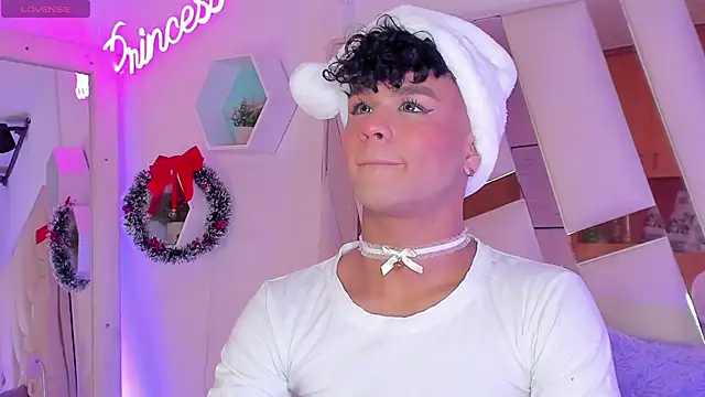 EthanCollens online show from December 24, 2024, 9:33 pm