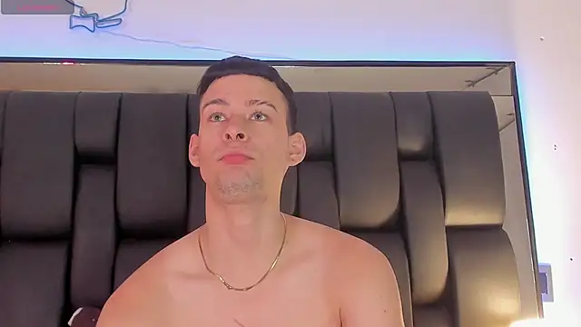 JadeSmiith  online show from February 10, 2025, 8:42 pm