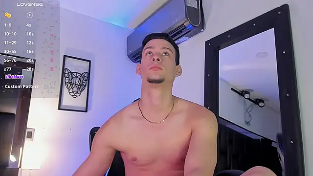 JadeSmiith  online show from March 12, 2025, 10:07 pm