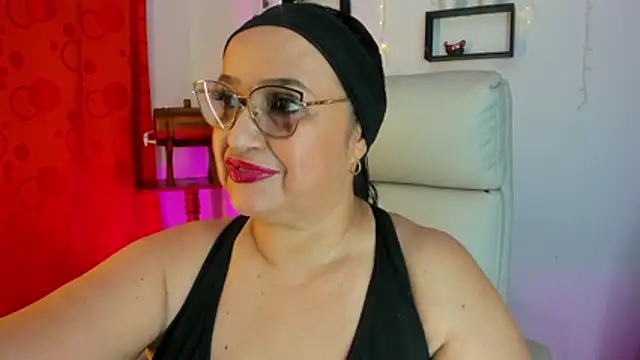 Gia Nahomi online show from February 7, 2026, 11:08 pm