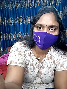 Hot Maleka online show from March 15, 2025, 6:03 am