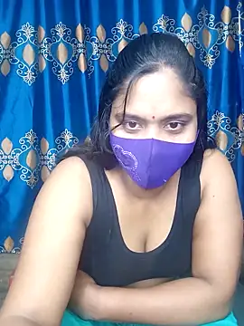 Hot Maleka online show from March 19, 2025, 2:35 pm